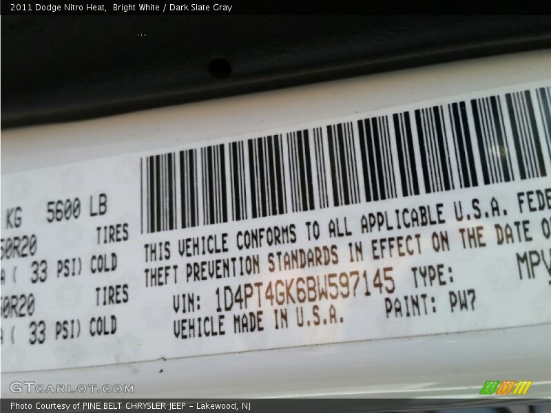 Bright White / Dark Slate Gray 2011 Dodge Nitro Heat