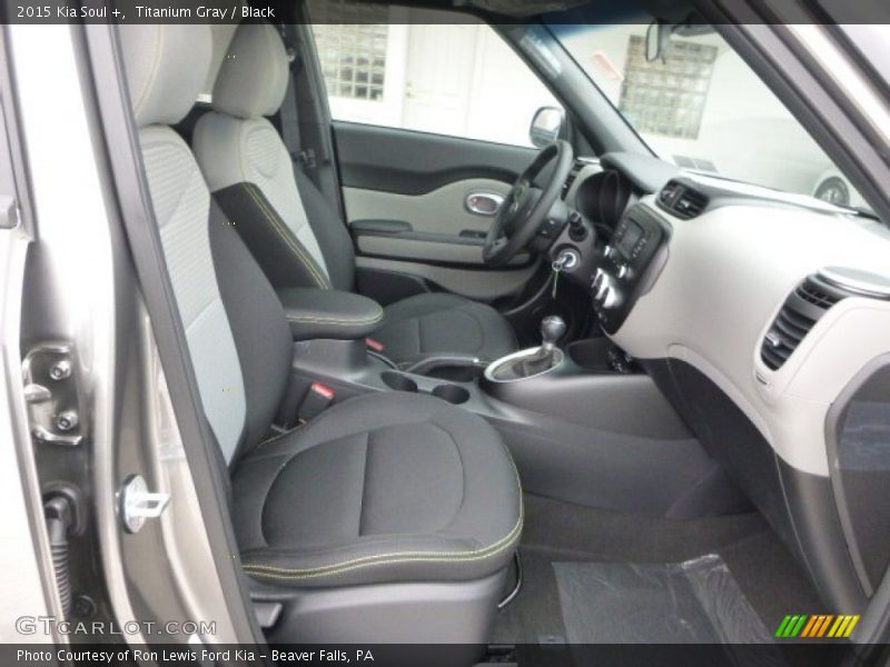 Front Seat of 2015 Soul +