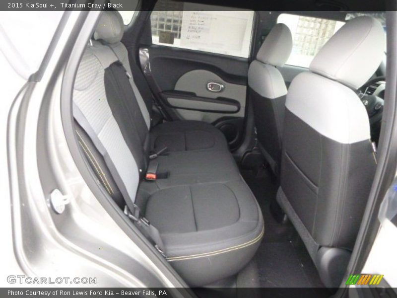 Rear Seat of 2015 Soul +