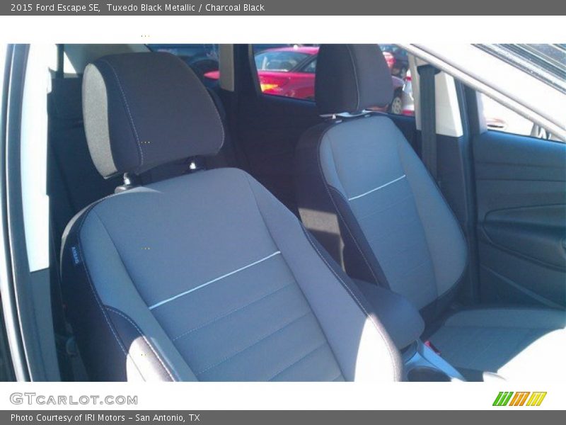 Tuxedo Black Metallic / Charcoal Black 2015 Ford Escape SE