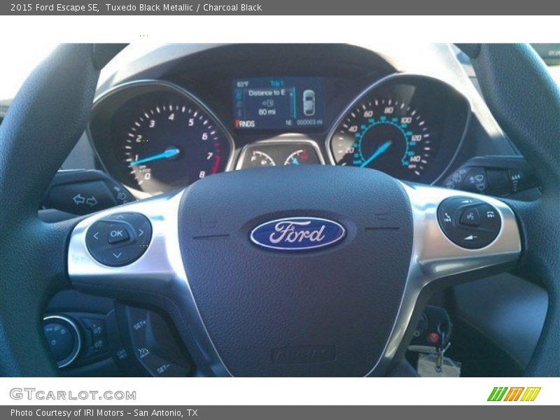 Tuxedo Black Metallic / Charcoal Black 2015 Ford Escape SE