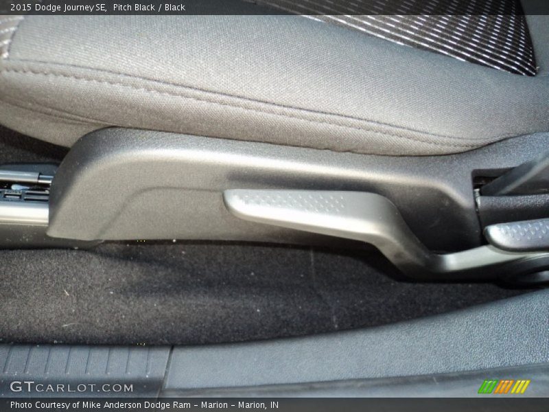 Pitch Black / Black 2015 Dodge Journey SE