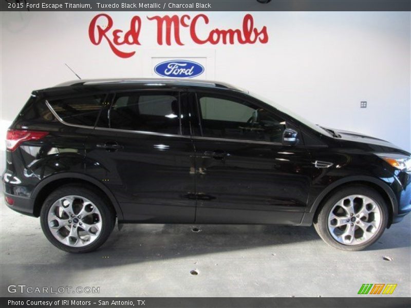 Tuxedo Black Metallic / Charcoal Black 2015 Ford Escape Titanium