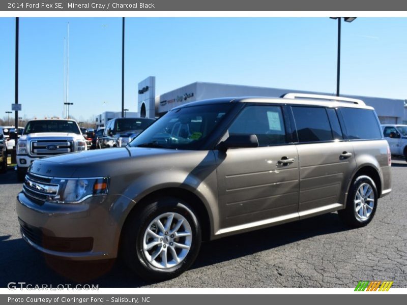 Mineral Gray / Charcoal Black 2014 Ford Flex SE