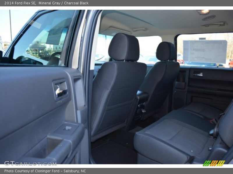 Mineral Gray / Charcoal Black 2014 Ford Flex SE
