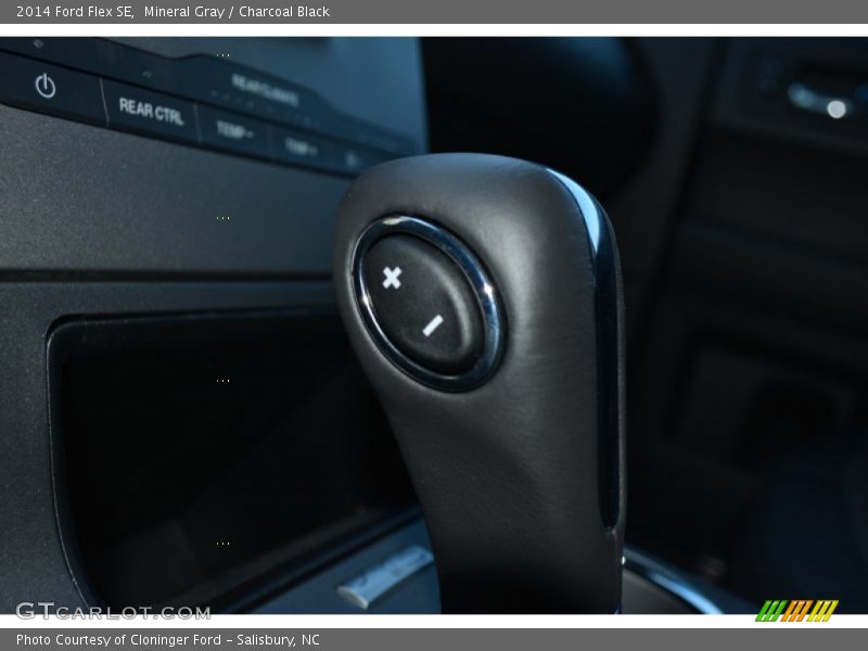 Mineral Gray / Charcoal Black 2014 Ford Flex SE