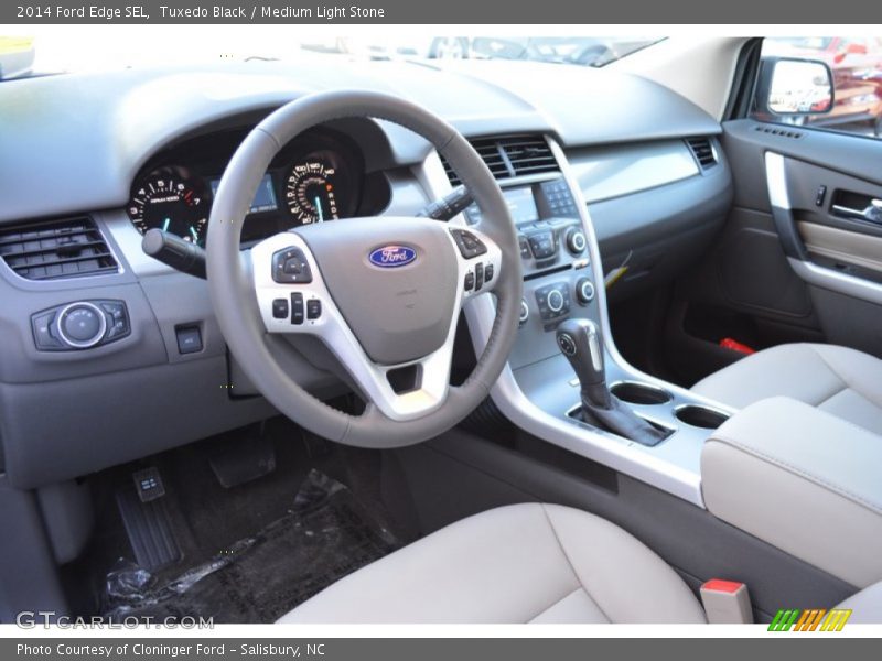 Tuxedo Black / Medium Light Stone 2014 Ford Edge SEL