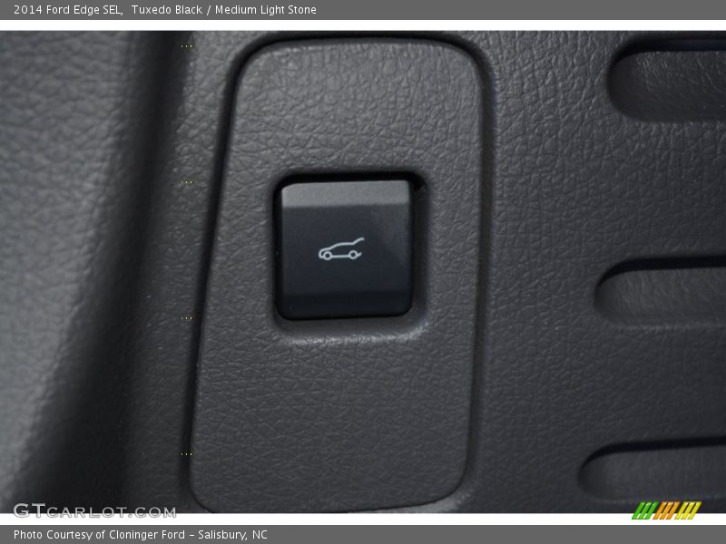 Tuxedo Black / Medium Light Stone 2014 Ford Edge SEL