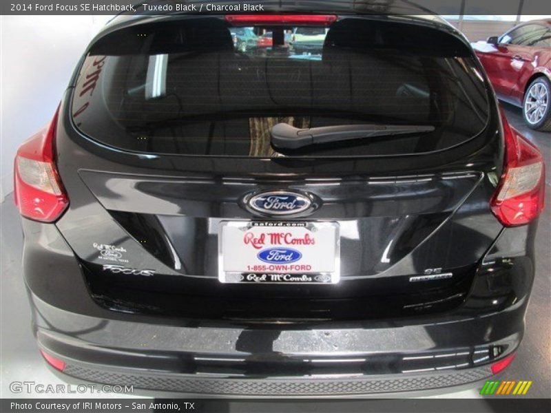 Tuxedo Black / Charcoal Black 2014 Ford Focus SE Hatchback