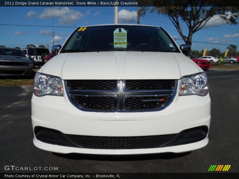 Stone White / Black/Light Graystone 2011 Dodge Grand Caravan Mainstreet