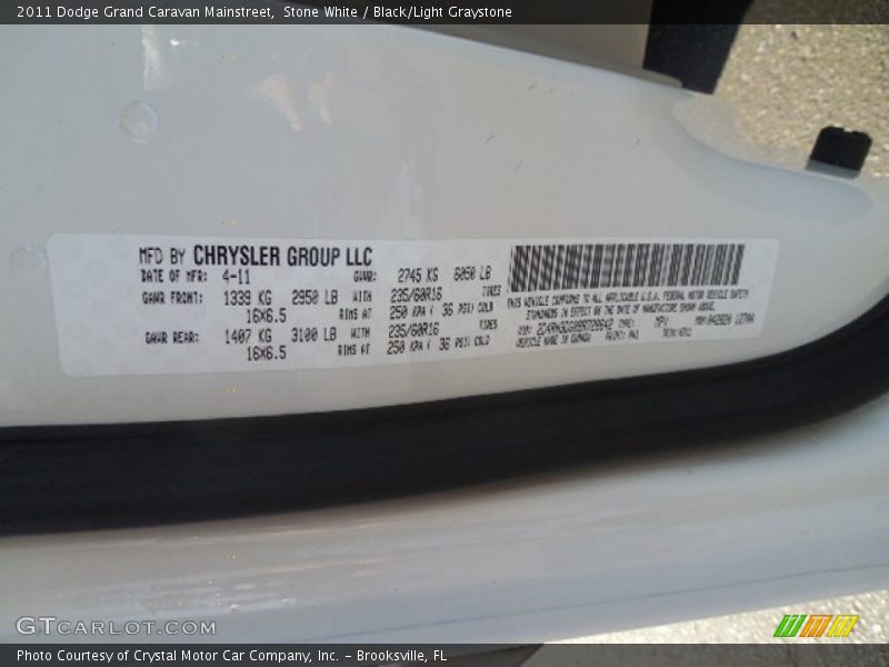 Stone White / Black/Light Graystone 2011 Dodge Grand Caravan Mainstreet