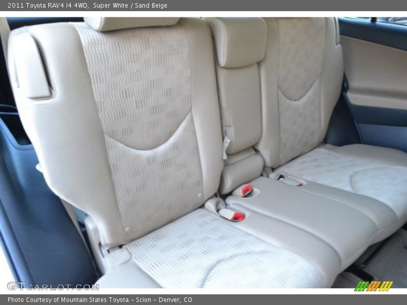Super White / Sand Beige 2011 Toyota RAV4 I4 4WD