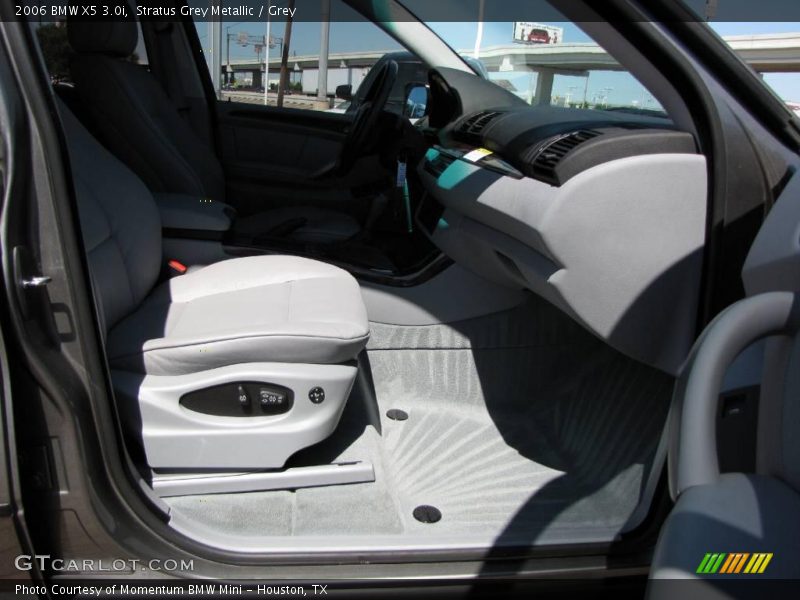 Stratus Grey Metallic / Grey 2006 BMW X5 3.0i