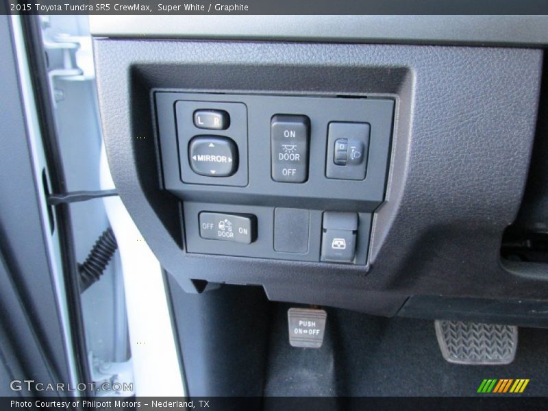 Super White / Graphite 2015 Toyota Tundra SR5 CrewMax
