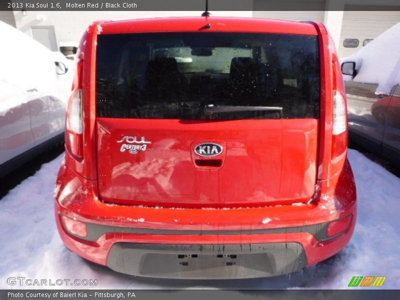 Molten Red / Black Cloth 2013 Kia Soul 1.6