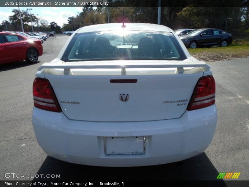 Stone White / Dark Slate Gray 2009 Dodge Avenger SXT