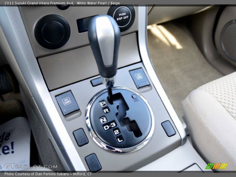 White Water Pearl / Beige 2011 Suzuki Grand Vitara Premium 4x4