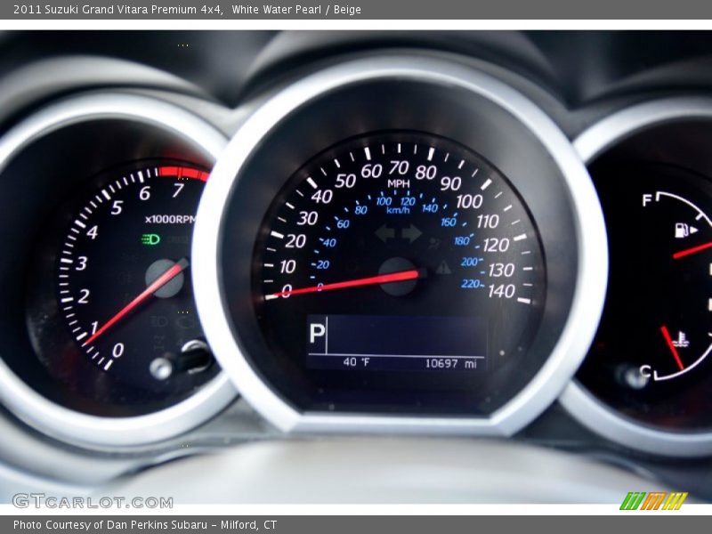 White Water Pearl / Beige 2011 Suzuki Grand Vitara Premium 4x4