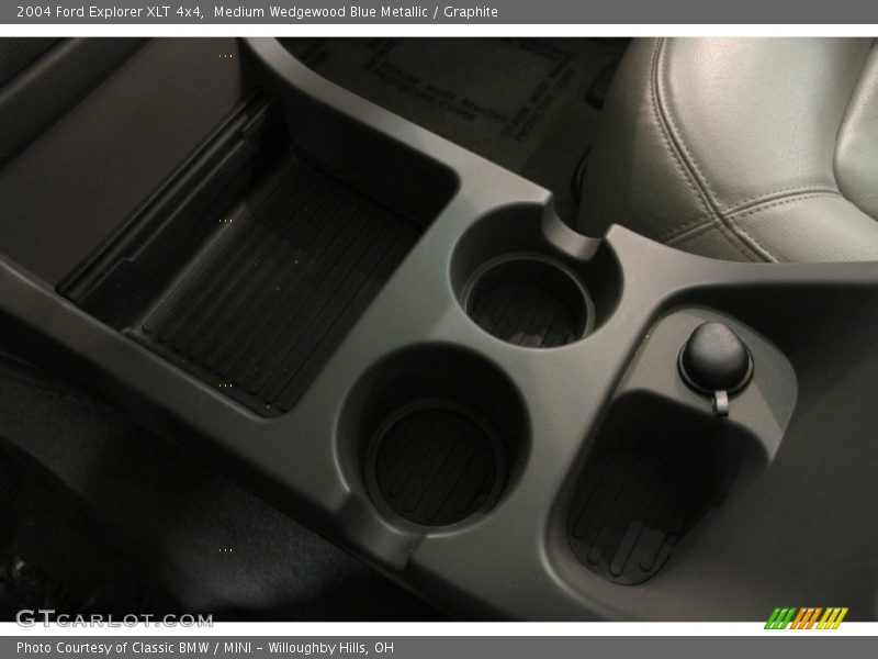 Medium Wedgewood Blue Metallic / Graphite 2004 Ford Explorer XLT 4x4