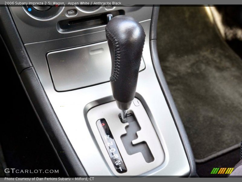 Aspen White / Anthracite Black 2006 Subaru Impreza 2.5i Wagon