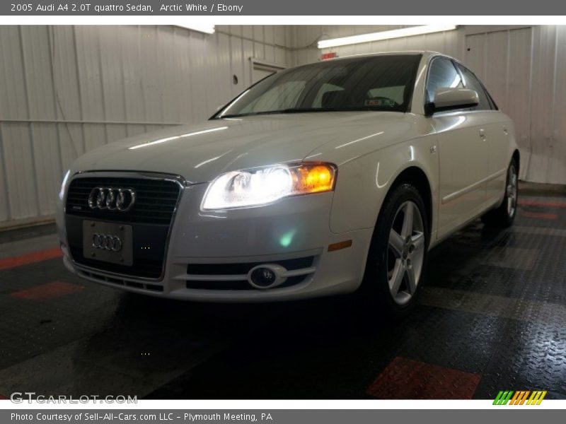 Arctic White / Ebony 2005 Audi A4 2.0T quattro Sedan