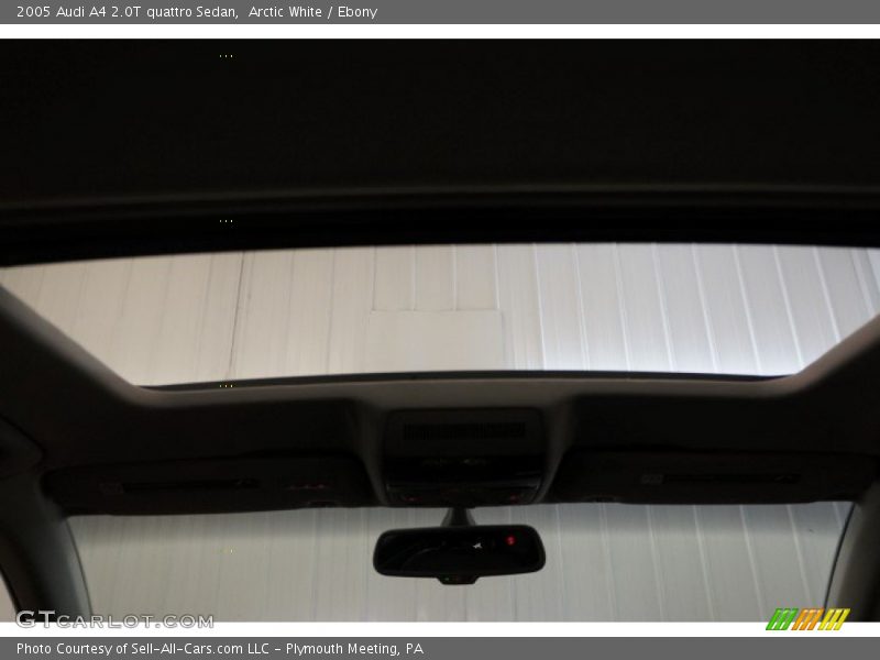 Arctic White / Ebony 2005 Audi A4 2.0T quattro Sedan