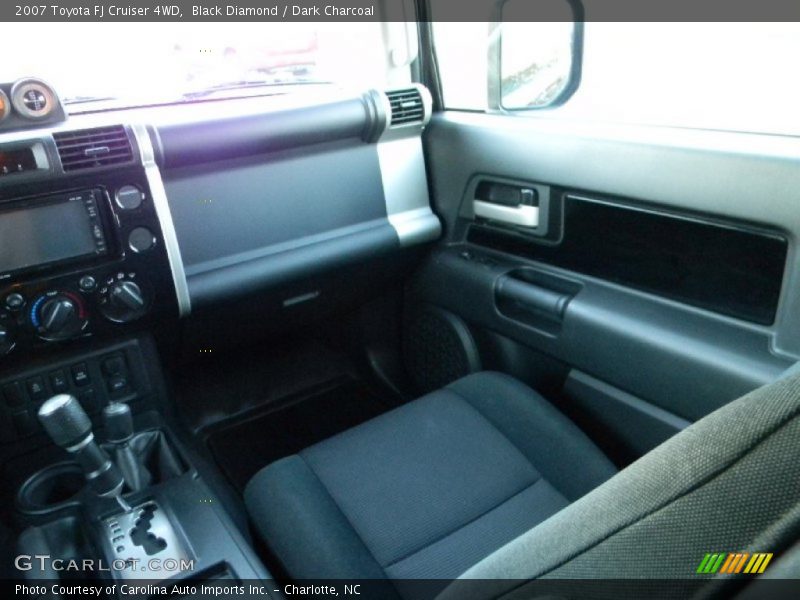 Black Diamond / Dark Charcoal 2007 Toyota FJ Cruiser 4WD