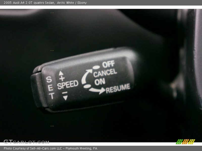 Arctic White / Ebony 2005 Audi A4 2.0T quattro Sedan