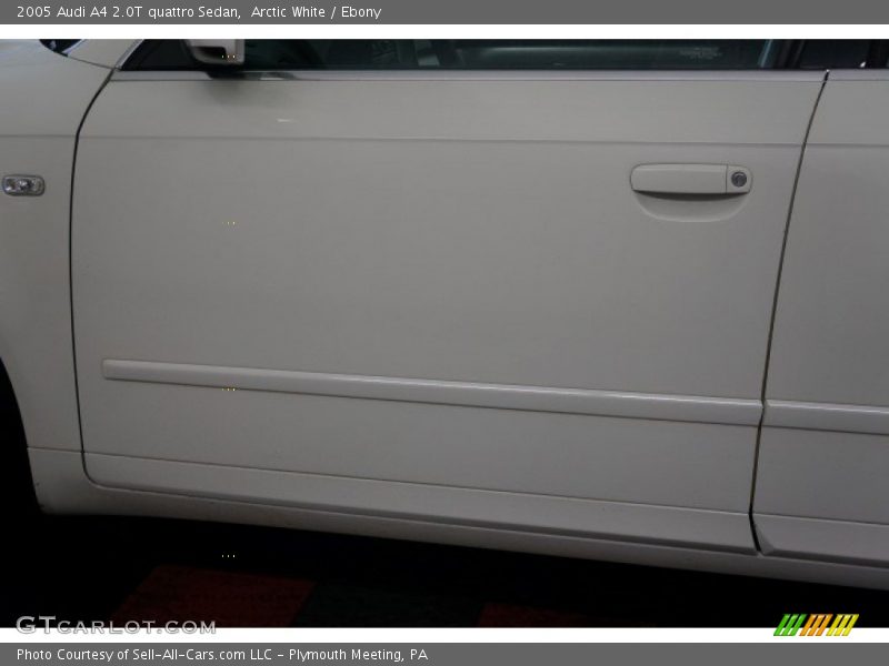 Arctic White / Ebony 2005 Audi A4 2.0T quattro Sedan