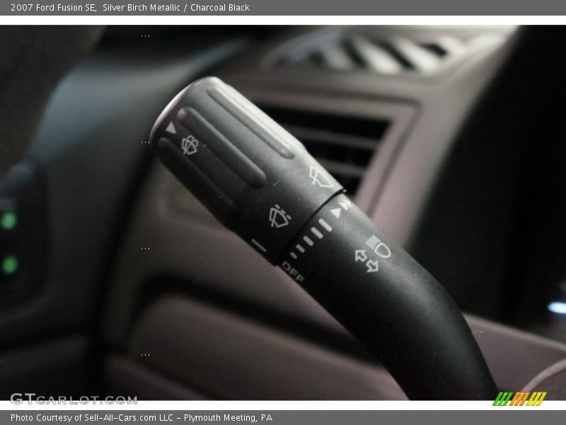 Silver Birch Metallic / Charcoal Black 2007 Ford Fusion SE