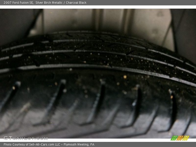 Silver Birch Metallic / Charcoal Black 2007 Ford Fusion SE