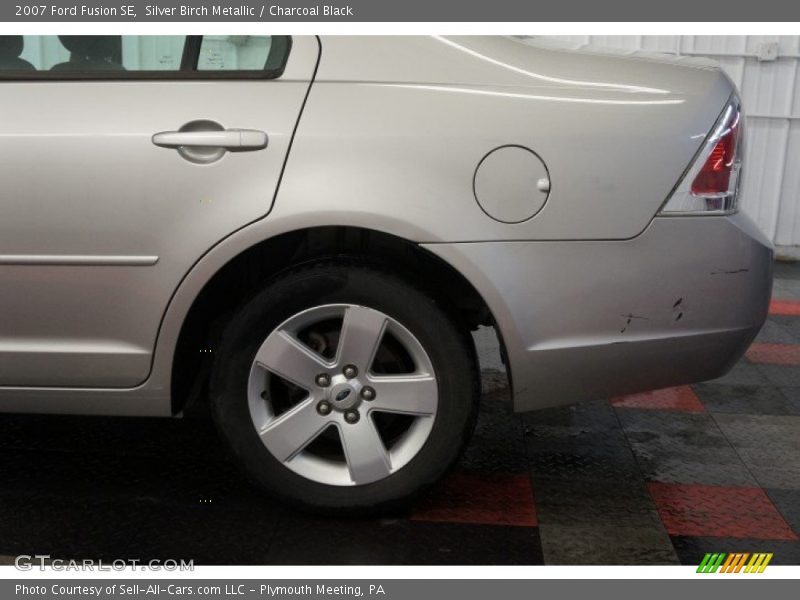 Silver Birch Metallic / Charcoal Black 2007 Ford Fusion SE