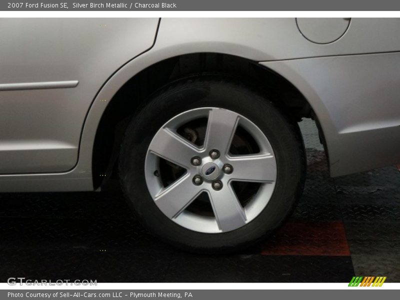 Silver Birch Metallic / Charcoal Black 2007 Ford Fusion SE