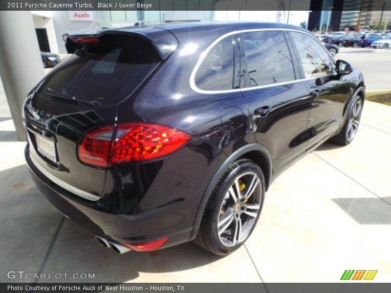 Black / Luxor Beige 2011 Porsche Cayenne Turbo