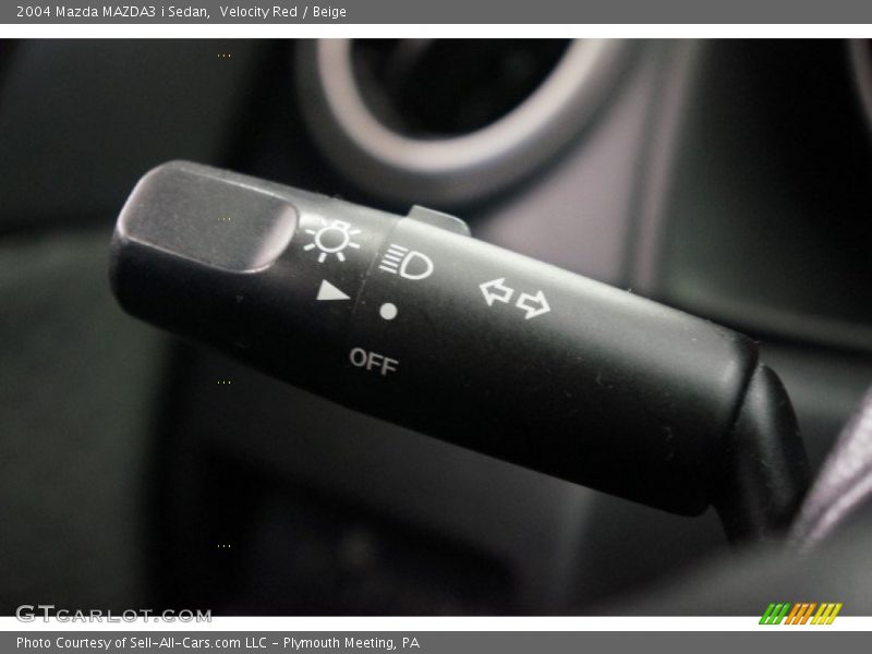 Velocity Red / Beige 2004 Mazda MAZDA3 i Sedan