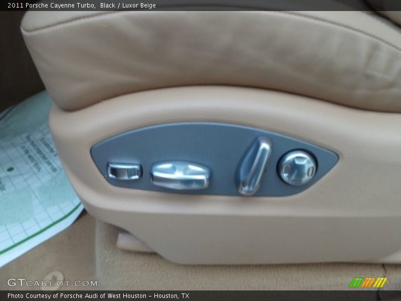 Black / Luxor Beige 2011 Porsche Cayenne Turbo