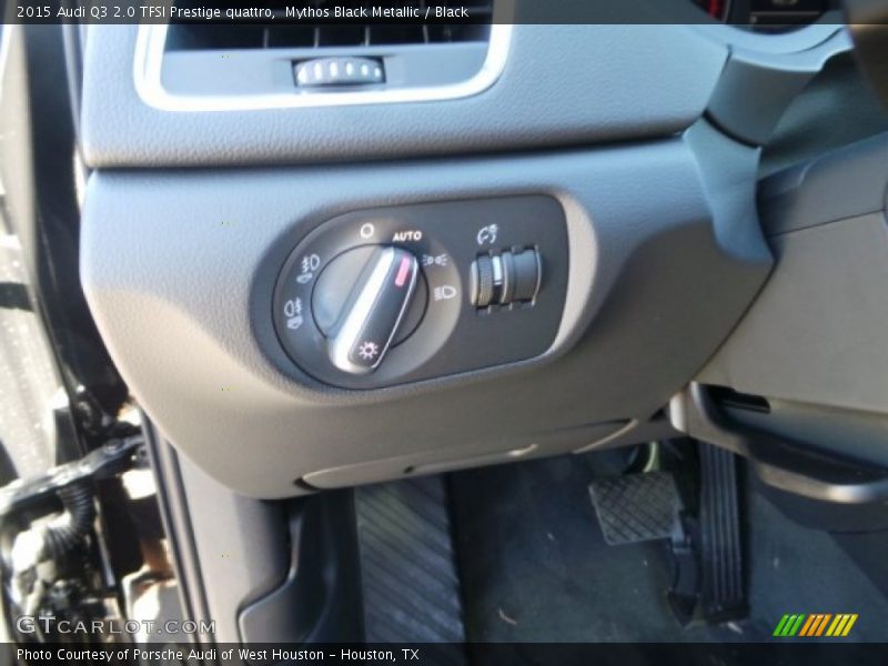 Mythos Black Metallic / Black 2015 Audi Q3 2.0 TFSI Prestige quattro