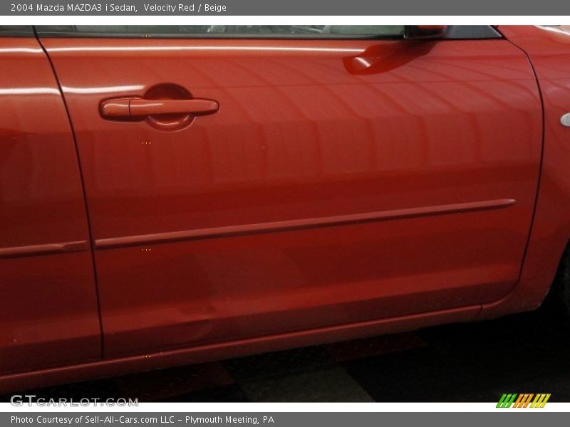 Velocity Red / Beige 2004 Mazda MAZDA3 i Sedan