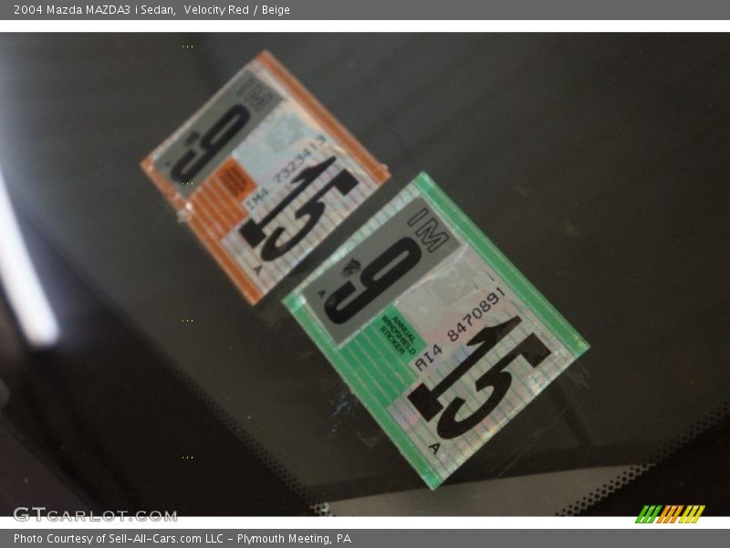 Velocity Red / Beige 2004 Mazda MAZDA3 i Sedan