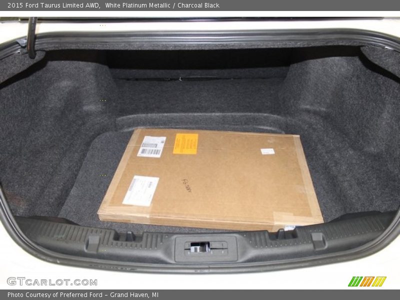 White Platinum Metallic / Charcoal Black 2015 Ford Taurus Limited AWD