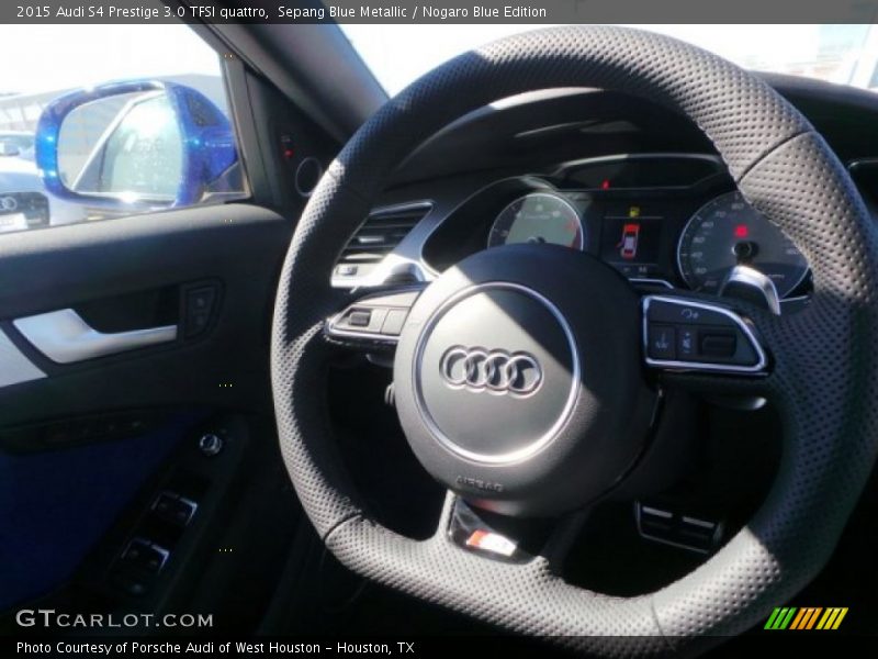  2015 S4 Prestige 3.0 TFSI quattro Steering Wheel