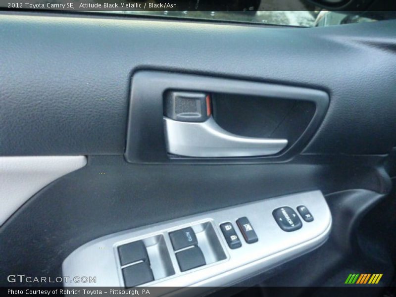 Attitude Black Metallic / Black/Ash 2012 Toyota Camry SE