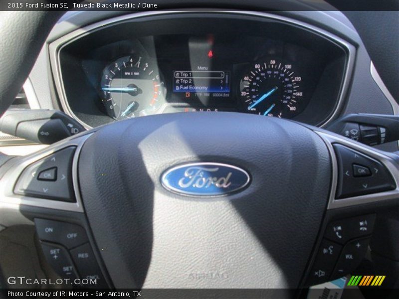Tuxedo Black Metallic / Dune 2015 Ford Fusion SE