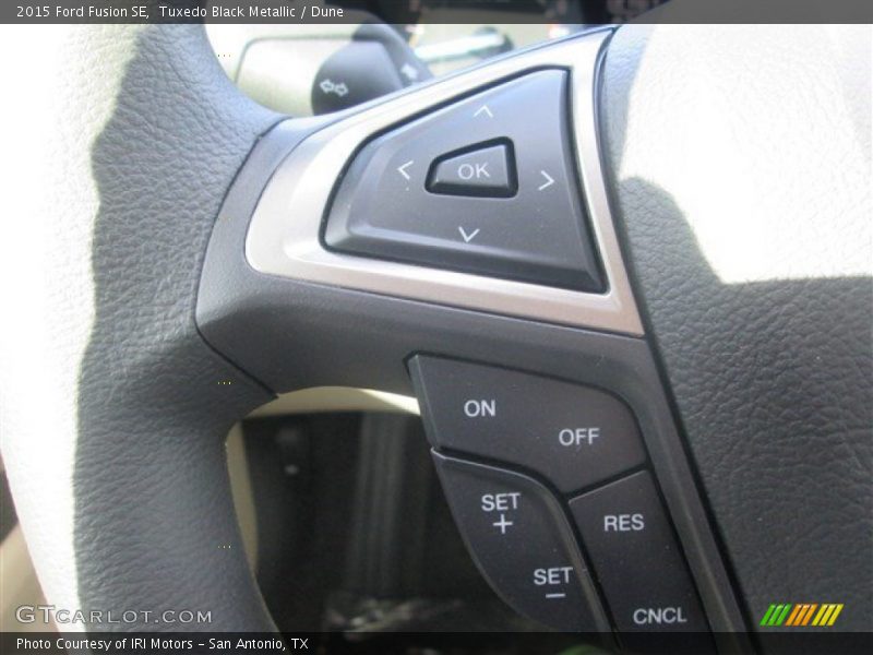Tuxedo Black Metallic / Dune 2015 Ford Fusion SE