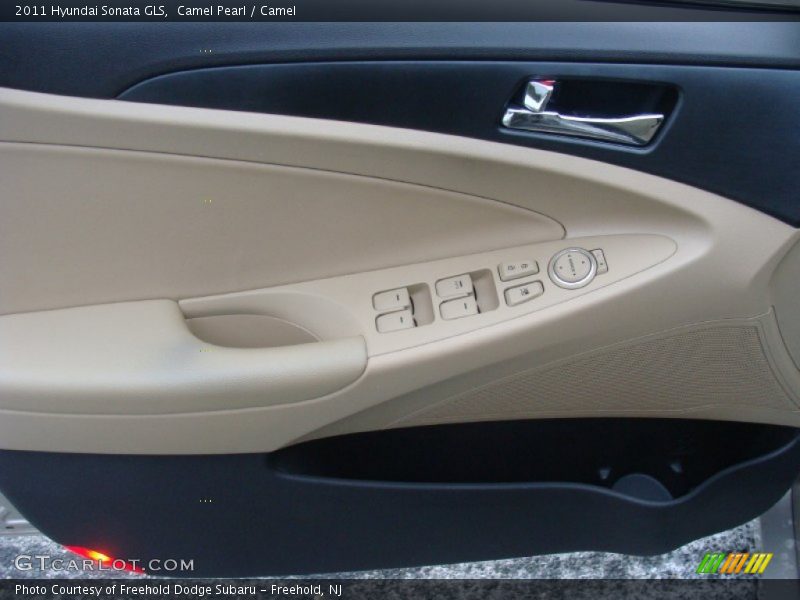 Camel Pearl / Camel 2011 Hyundai Sonata GLS