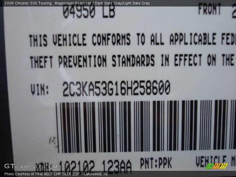 Magnesium Pearlcoat / Dark Slate Gray/Light Slate Gray 2006 Chrysler 300 Touring