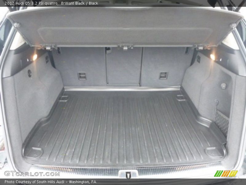 Brilliant Black / Black 2012 Audi Q5 3.2 FSI quattro