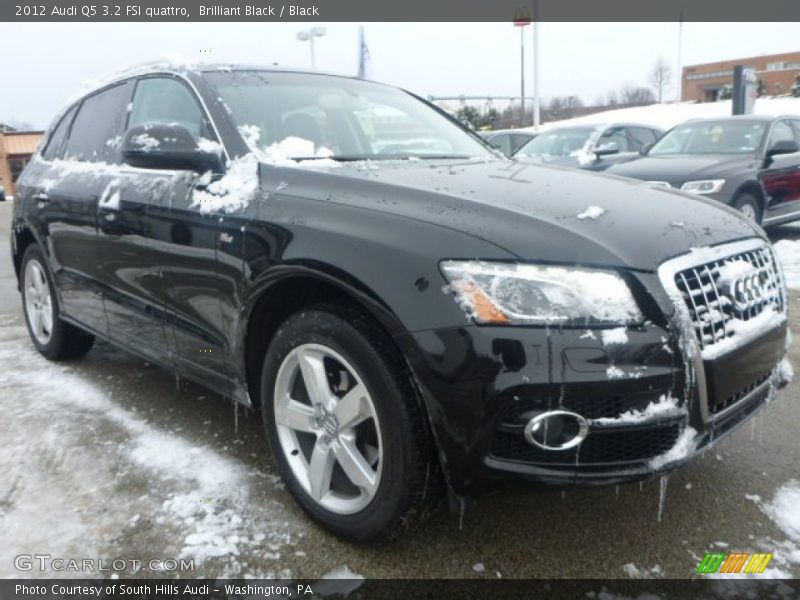 Brilliant Black / Black 2012 Audi Q5 3.2 FSI quattro