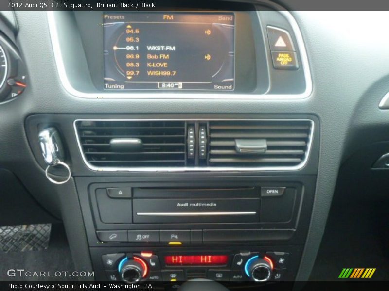 Brilliant Black / Black 2012 Audi Q5 3.2 FSI quattro