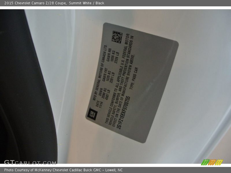 Summit White / Black 2015 Chevrolet Camaro Z/28 Coupe
